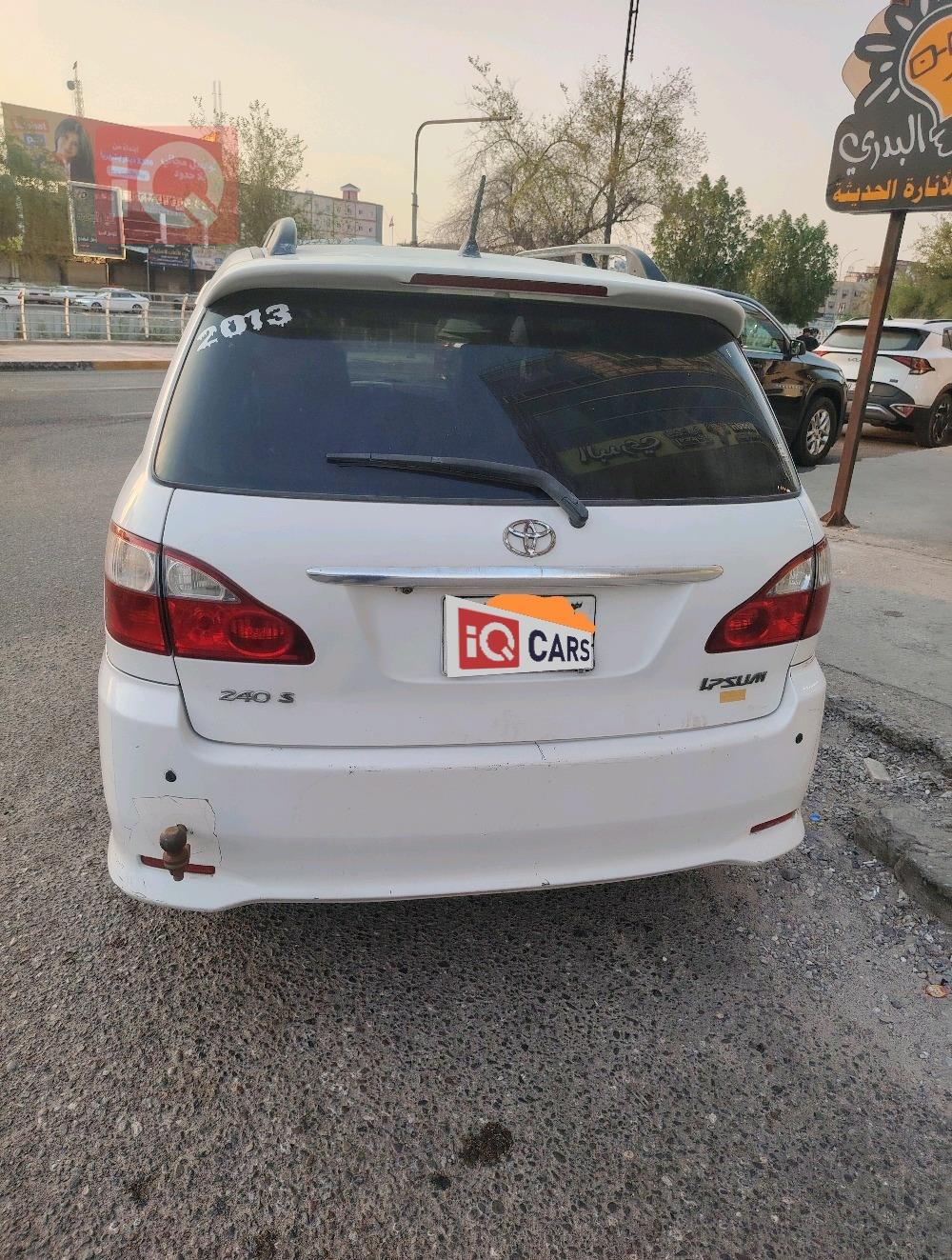 Toyota Ipsum